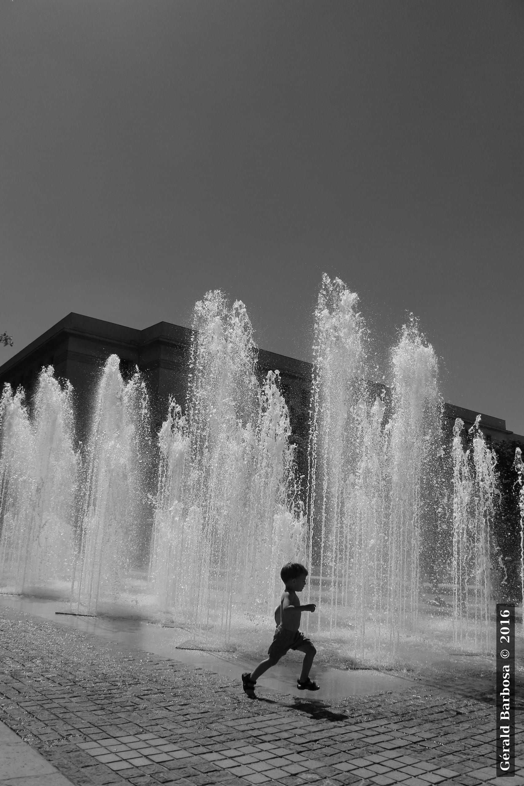 Douche improvisée, Lyon (2016) - Gérald Barbosa