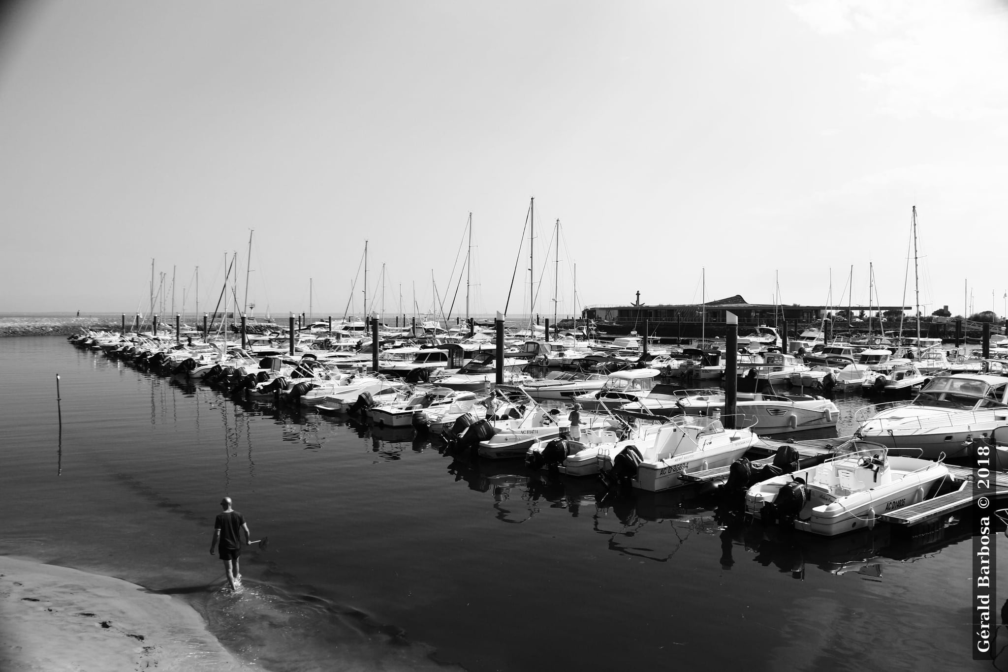 La mer est calme, Arcachon (2018) - Gérald Barbosa